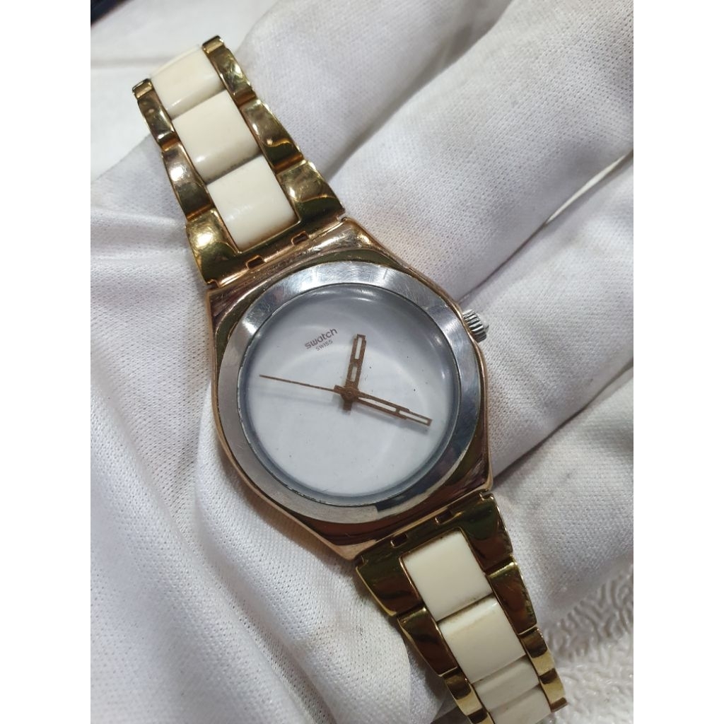 Jam Swatch V8 Original Wanita Preloved