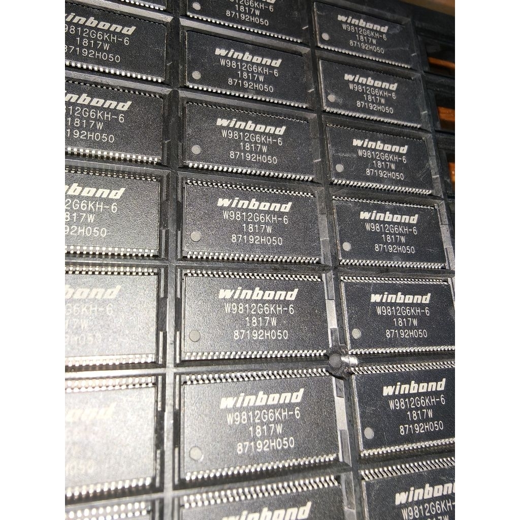 IC WINBOND W9812G6KH-6 BARU PER PCS