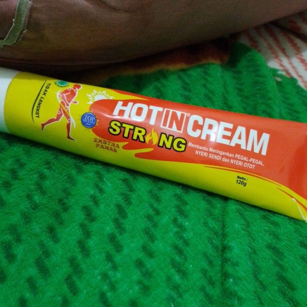 HOT IN CREAM STRONG