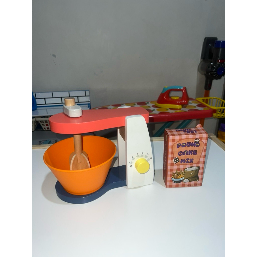 (PRELOVED) mainan mixer kayu anak