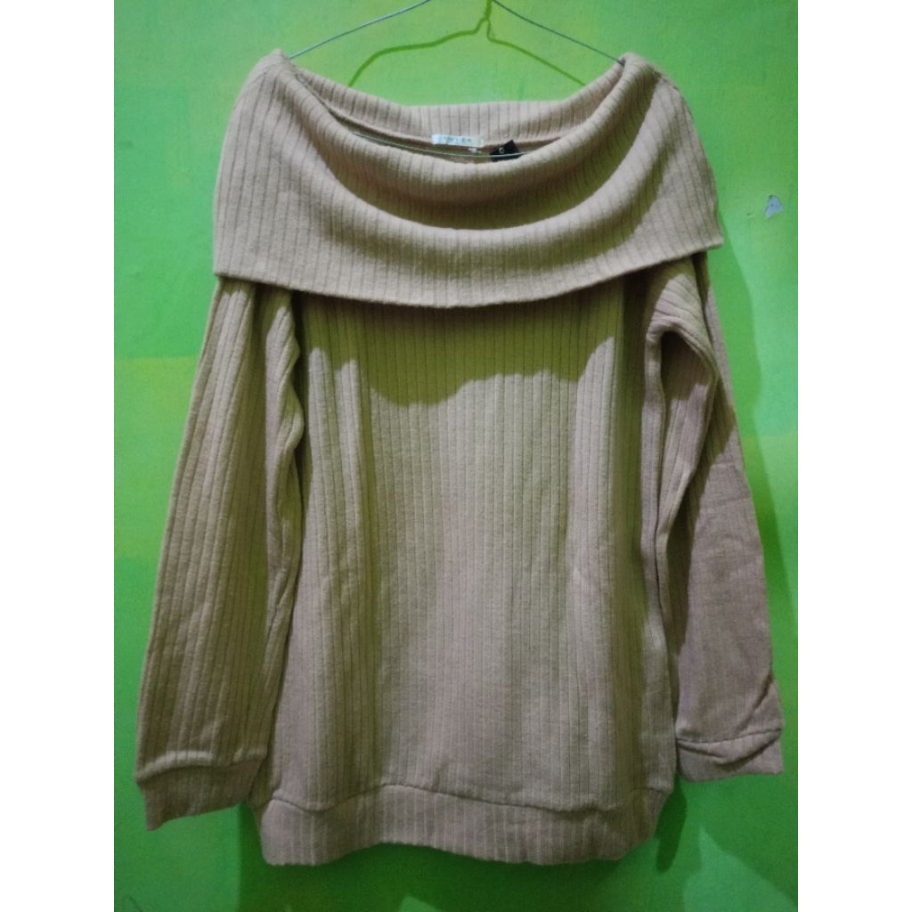 PAKAIAN WANITA SWEATER - COLZA