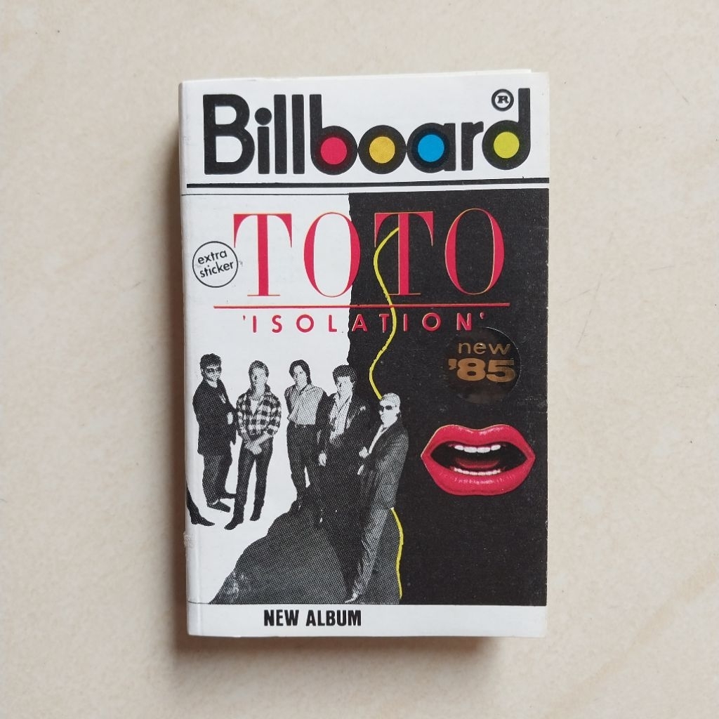KASET TOTO ALBUM ISOLATION