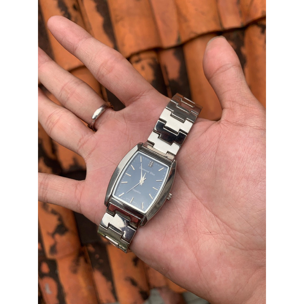 Jam Tangan Diamond Dior