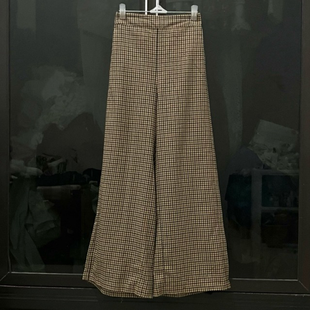 GU Super Wide Kulot Tartan Brown