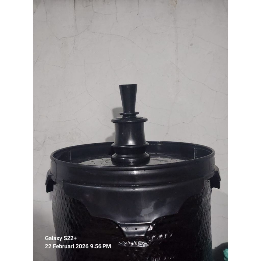 TEBOK PVC WARNA HITAM DIAMETER 33CM WARNA HITAM sangkar burung lovebird
