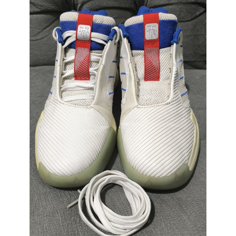 Adidas T-Mac Millennium 2 "Single Game 62 Point"