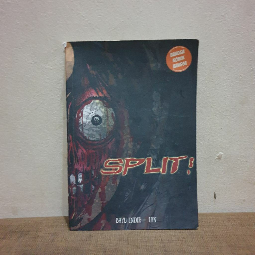 Buku Komik Lokal Split