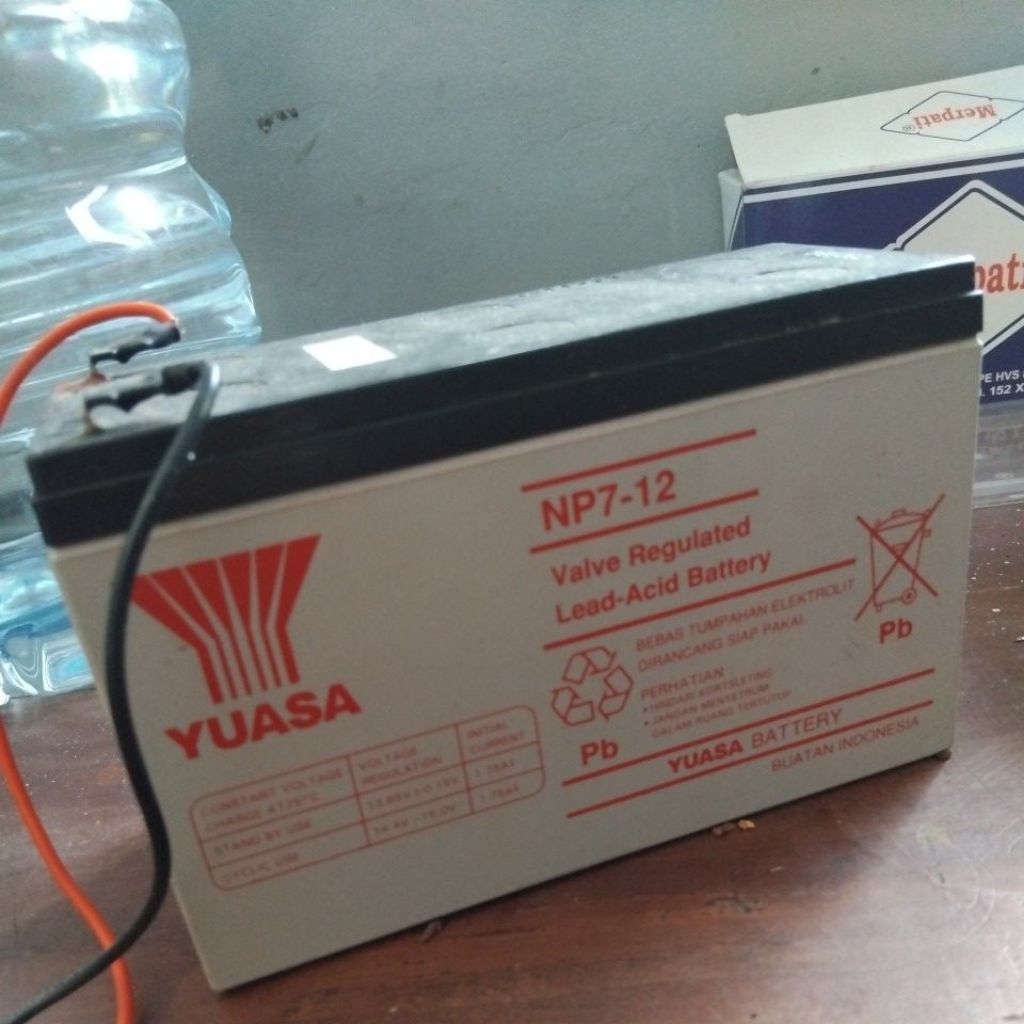 Aki accu yuasa bekas tangki semprot