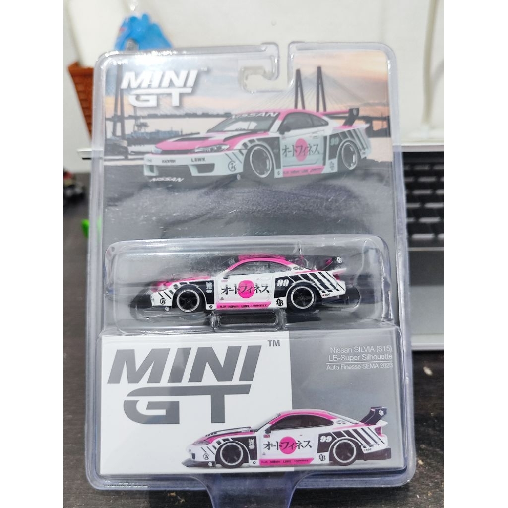 Mini GT LBWK Nissan S15