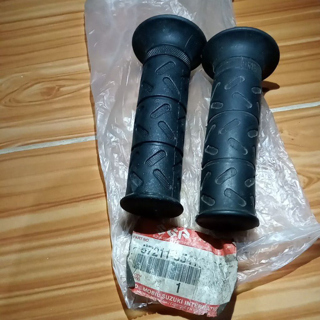 handgrip handspart kanan kiri Suzuki rc rc100 bravo