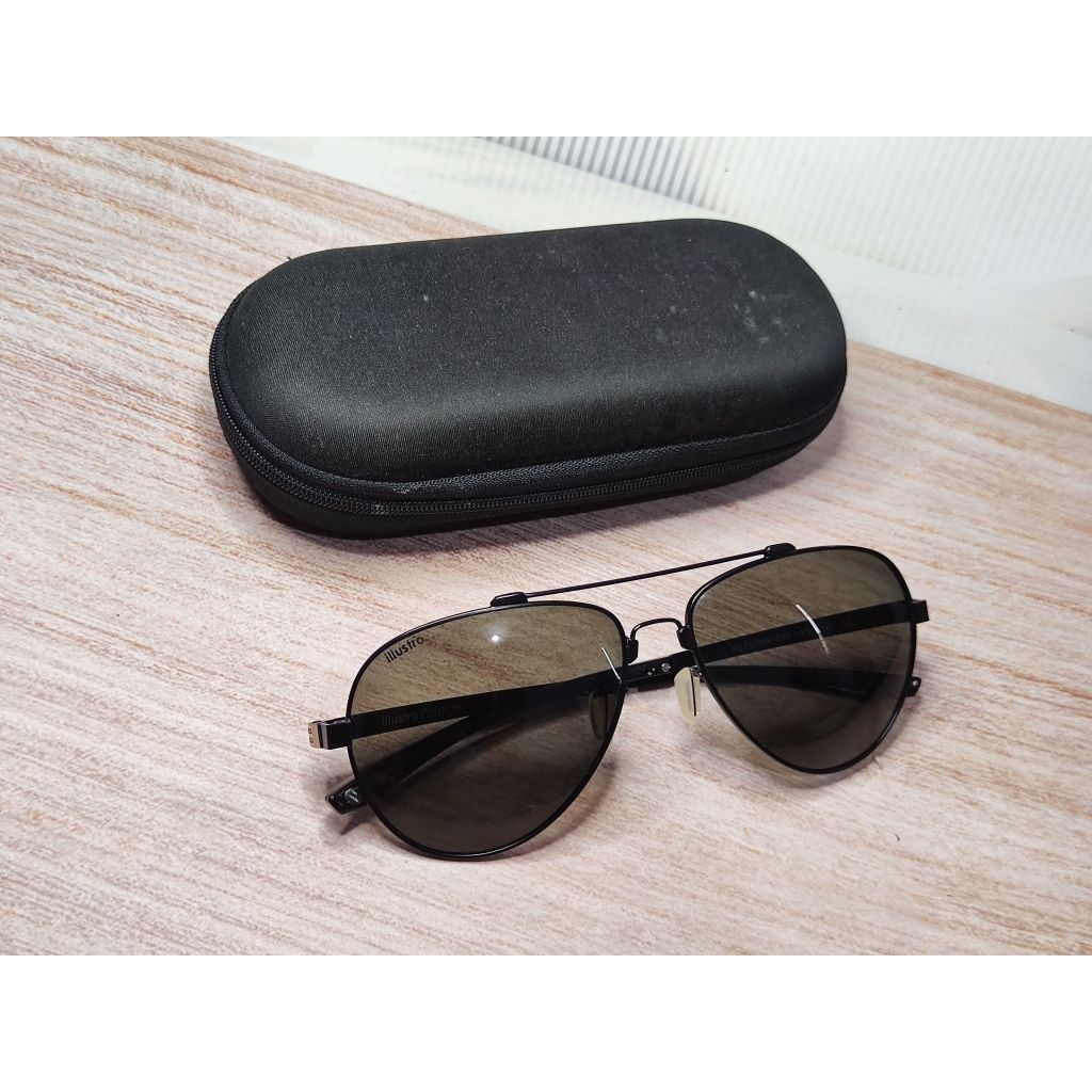 frame kacamata ILLUSTRO SUNGLASSES ORIGINAL SECOND LIKE NEW