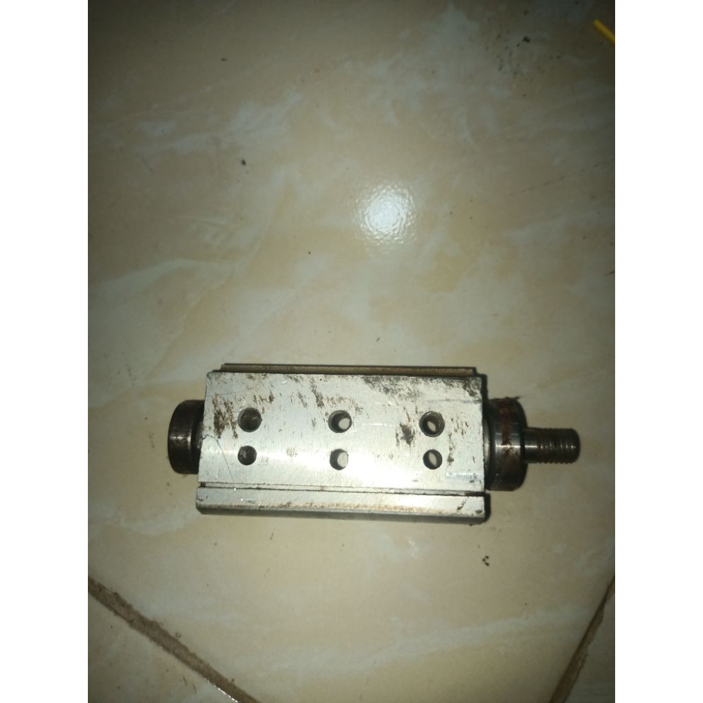 TATAKAN PISAU MESIN SERUT MODERN ORIGINAL COPOTAN