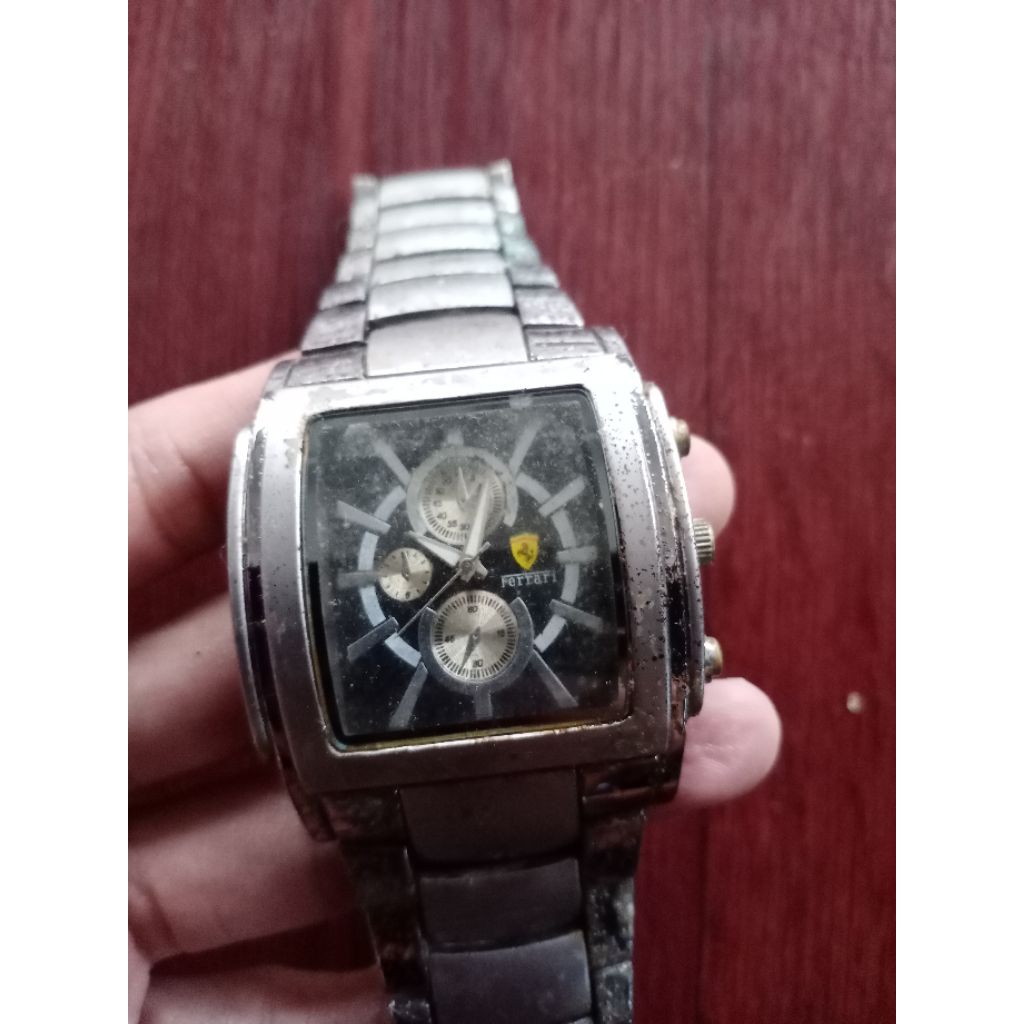 Jam tangan Ferrari Fashion