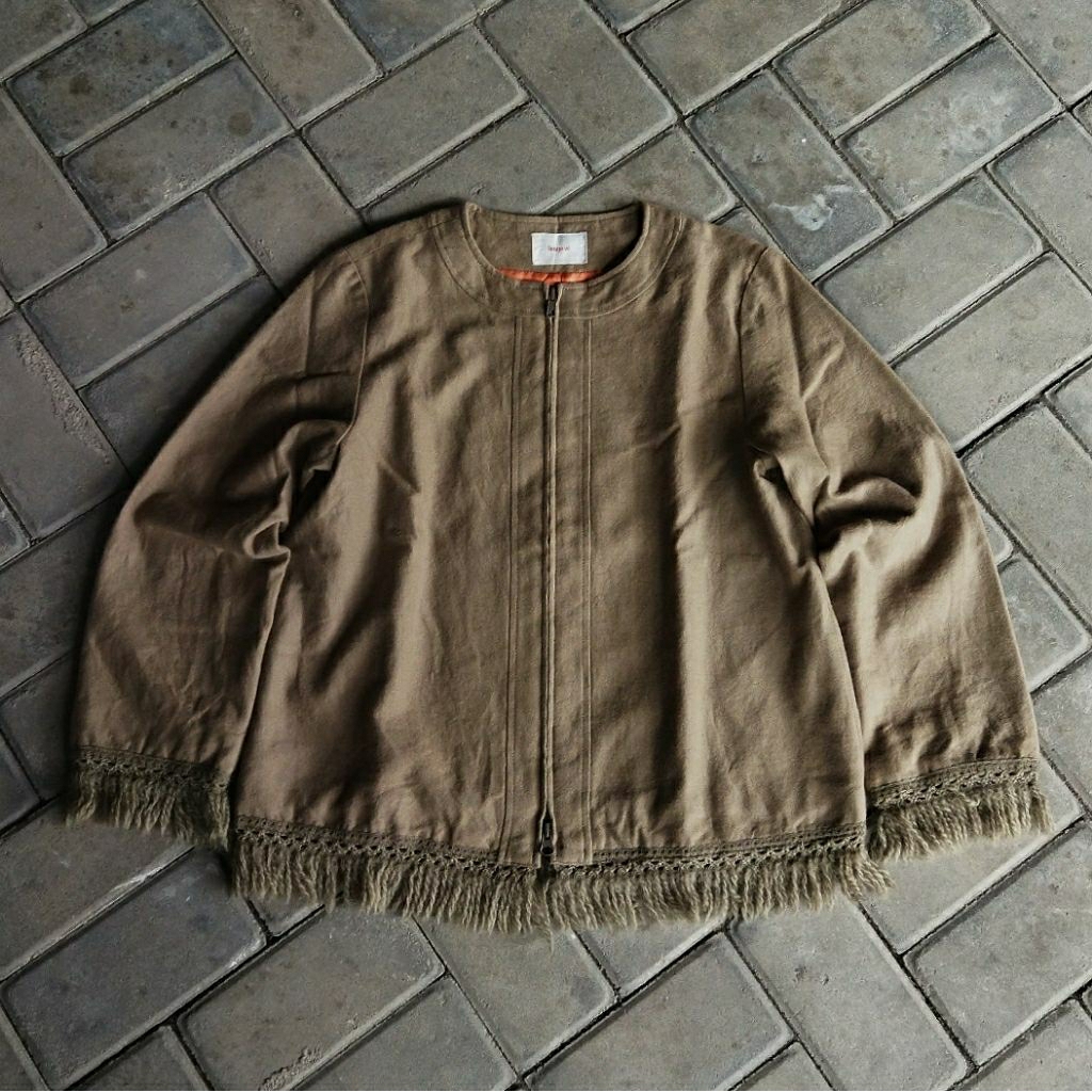 Outer Rouge vif Japan