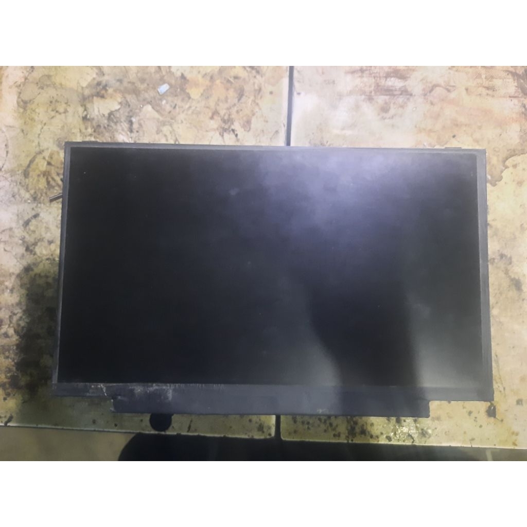 lcd laptop 14.0 40pin tebal minus