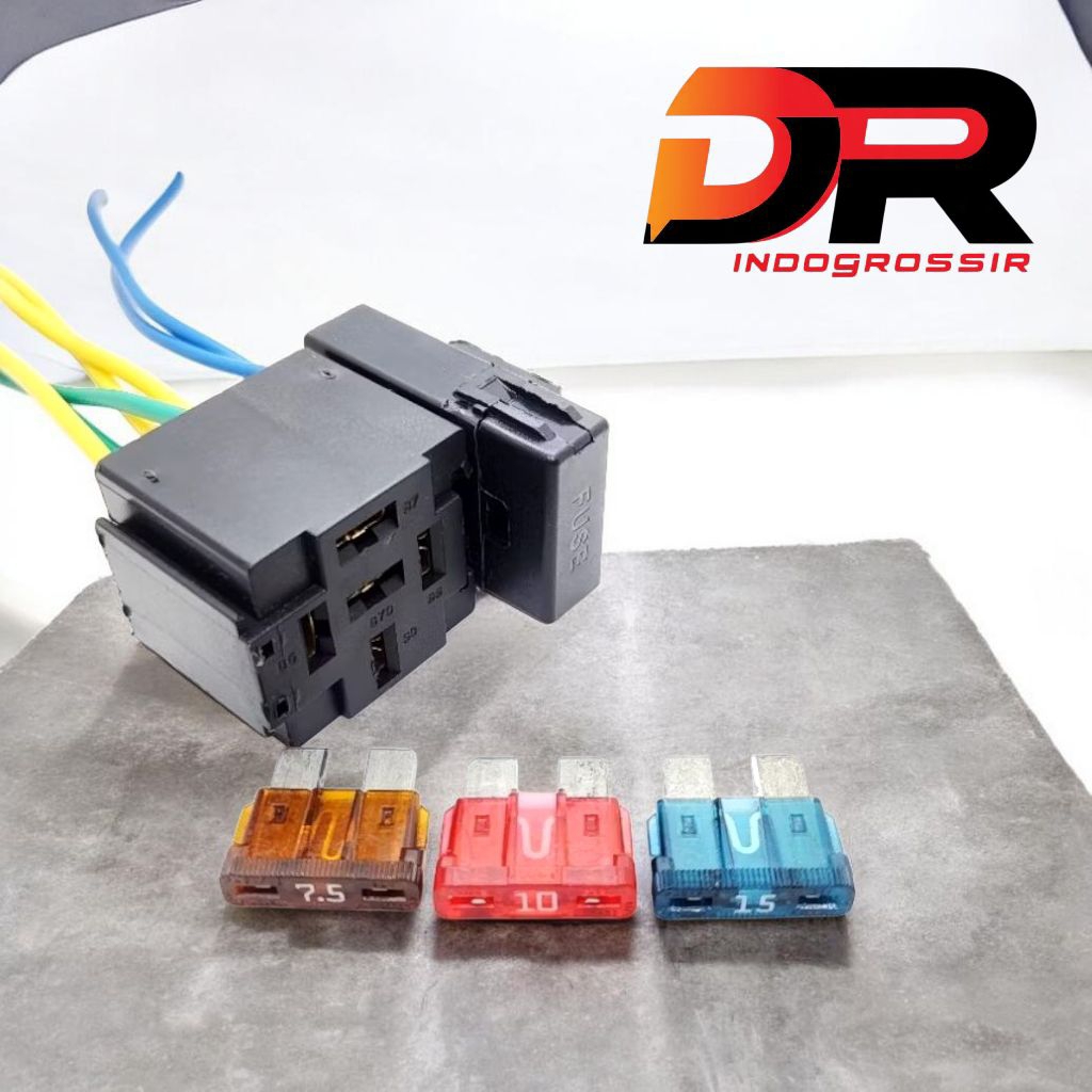 SOKET RELAY & FUSE SIKRING UNTUK LAMPU KLAKSON MOTOR/MOBIL SIKRING 7.5A-15A  SOCKET RELAY KAKI 4-5..