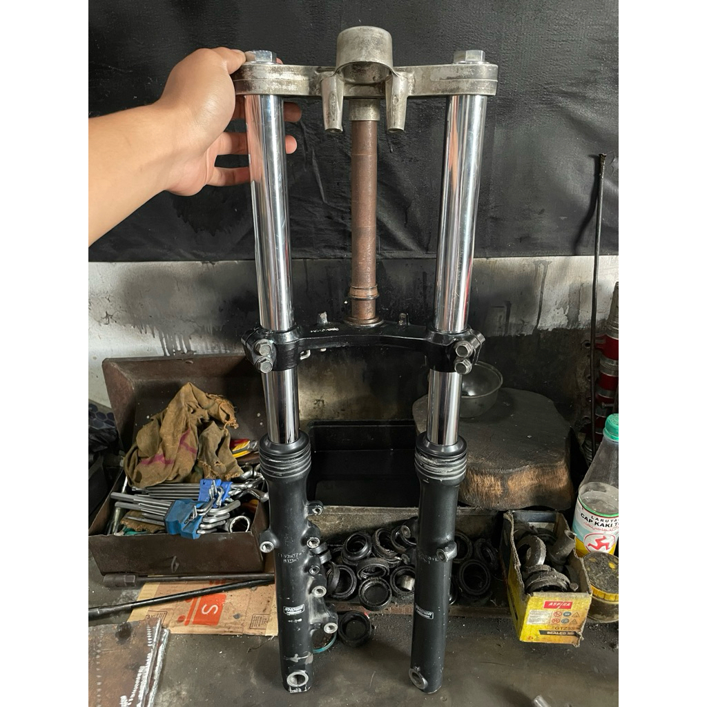 Skok depan ninja Rr new ori copotan set raiser triumph handmade