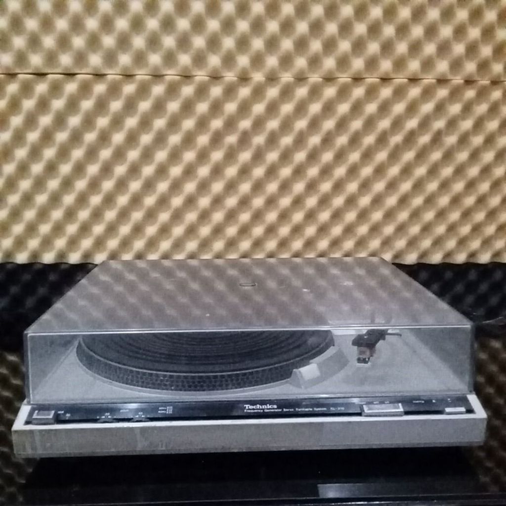 Turntable Technics SL-210 Normal