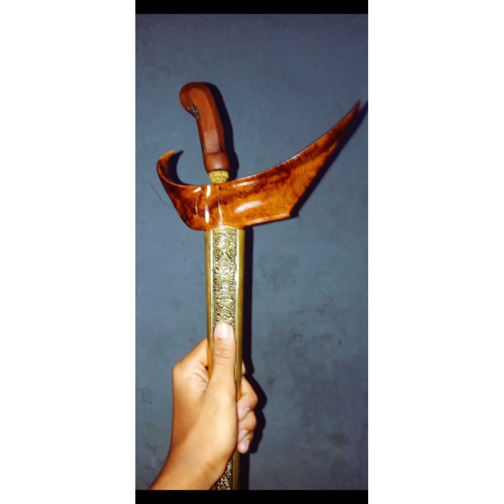 sepasang keris setengah tua