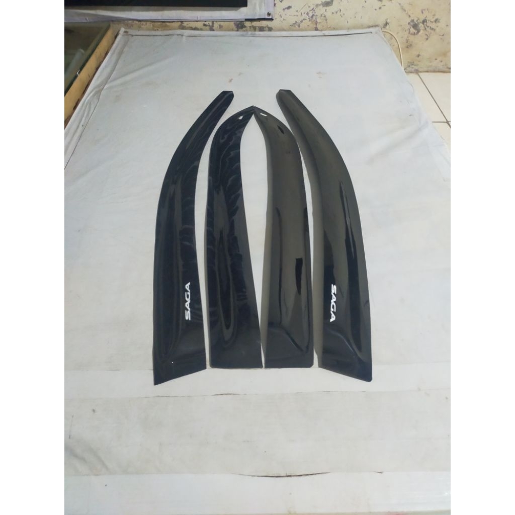 Talang air Proton mobil Saga slim