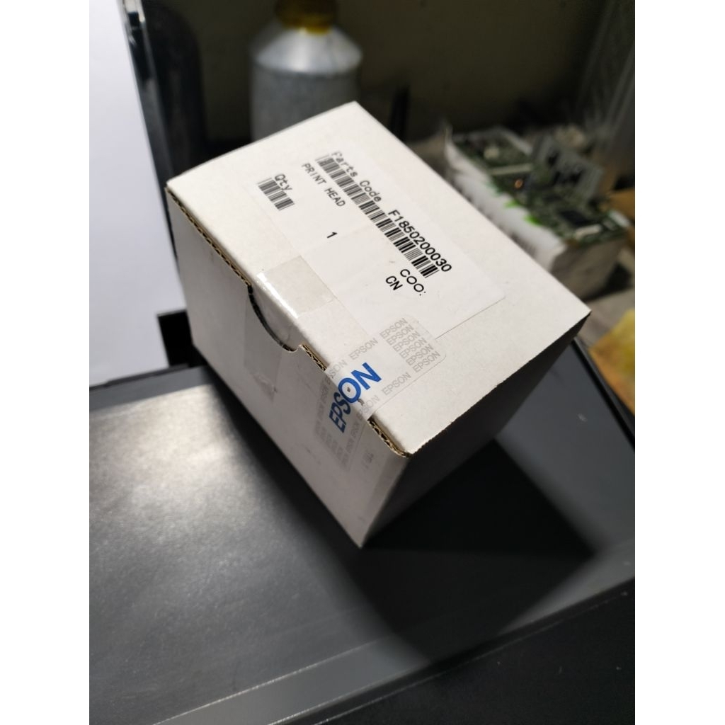 Kardus Bekas Print Head Epson L1300