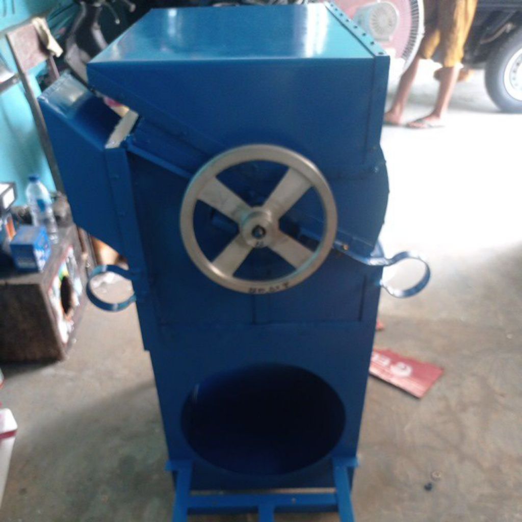 mesin perontok padi mini