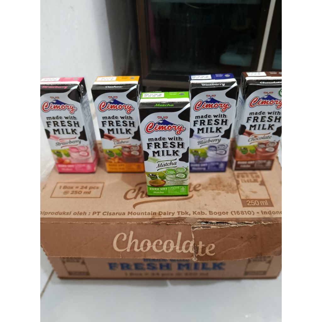 Susu UHT Cimory 250ml - 24 pc Rasa Marie Regal, Bebas Laktosa, Pilihan Cemilan Sehat