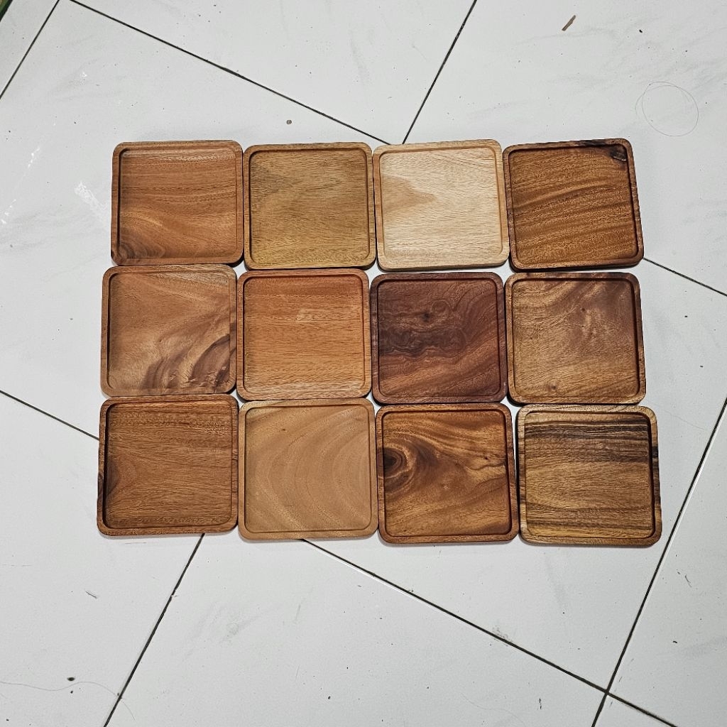 Piring kayu mahoni nampan tray 12cm x 12cm  / 12.5 cm x 12,5 cm