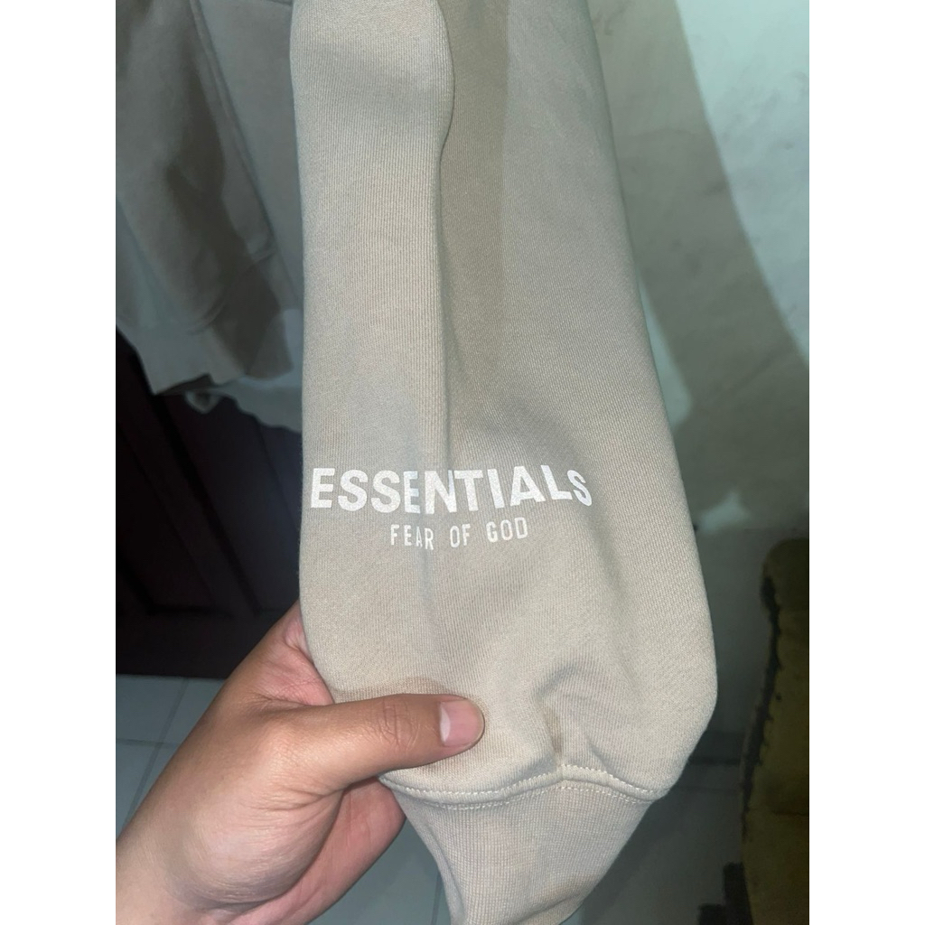 jakcet hoodie essential