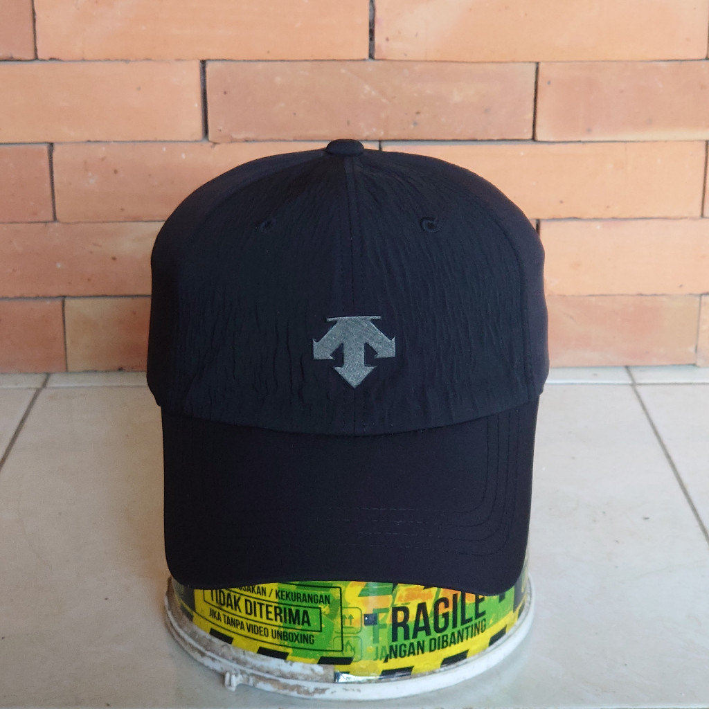 TOPI OUTDOOR DESCENTE ORIGINAL