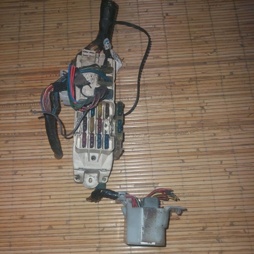 Box sikring interior Corolla Twincam