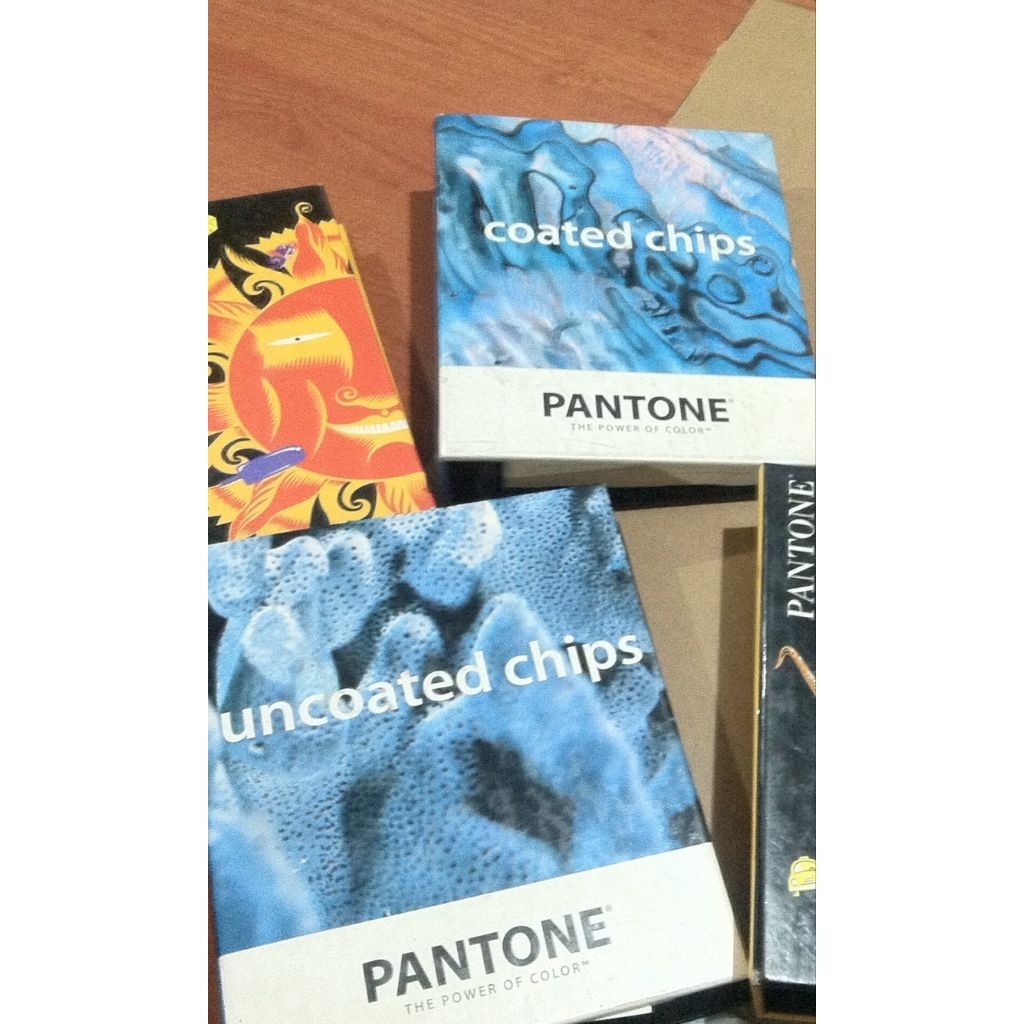 Buku Warna Original Pantone Color Specifier Coated dan Uncoated Chips, Murah Mewah