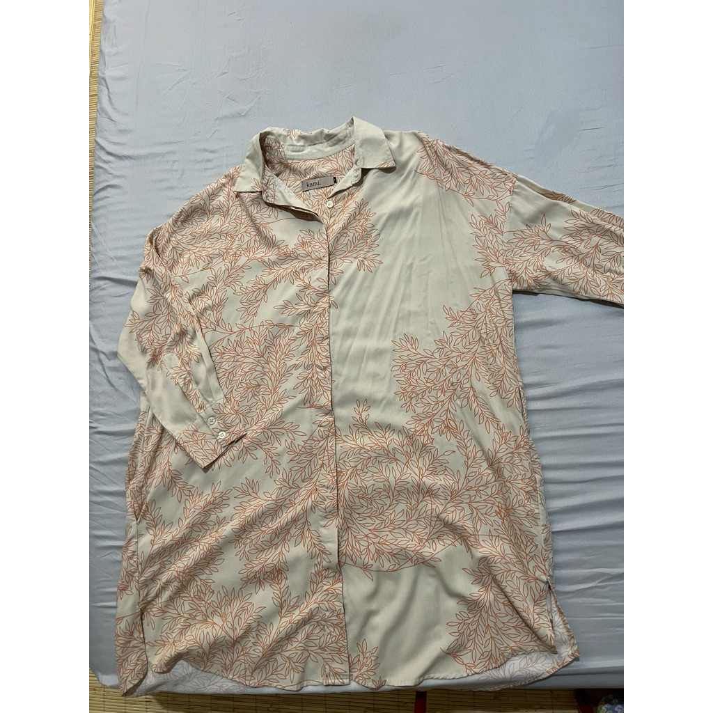 PRELOVED - OVERSIZED TUNIK KAMIIDEA