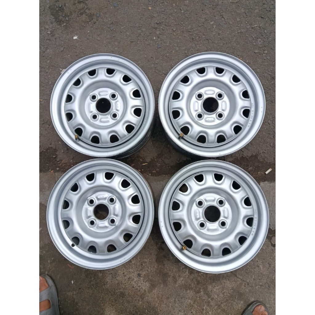 Velg Mobil Kaleng Selbo R13 Pcd 4x100