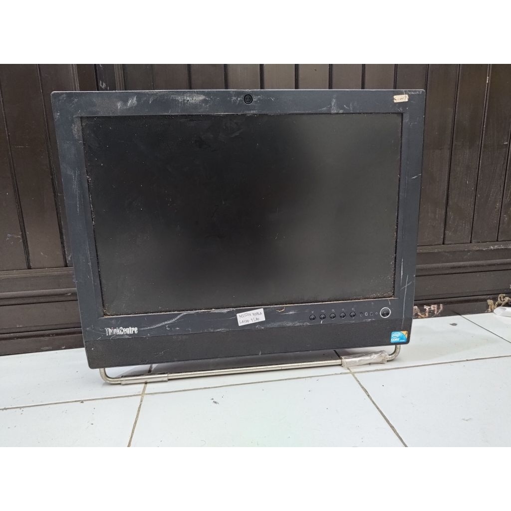 aio Lenovo think centre M70z, MESIN hidup LAYAR flack/pecah, KOSONGAN (TANPA ram, storage)