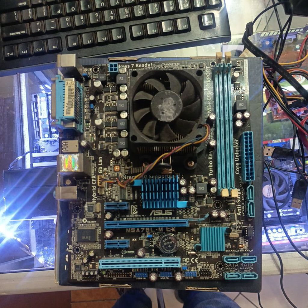 motherboard amd am3+ suport fx series