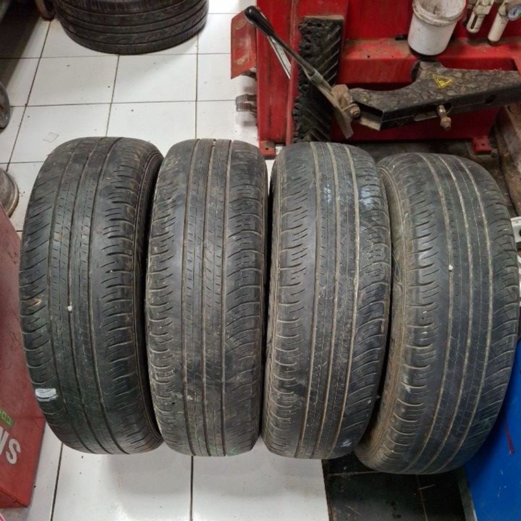 Ban copotan Dunlop 185 70 R14