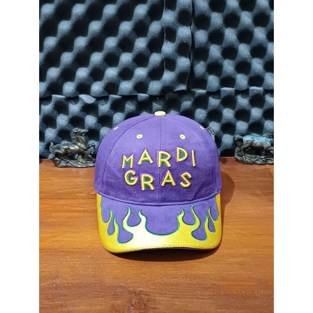 topi mardi gras second