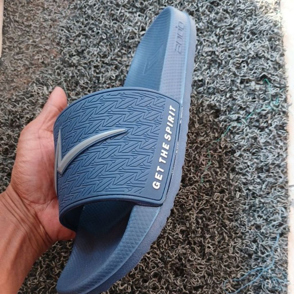 sandal slip on ando pria dewasa