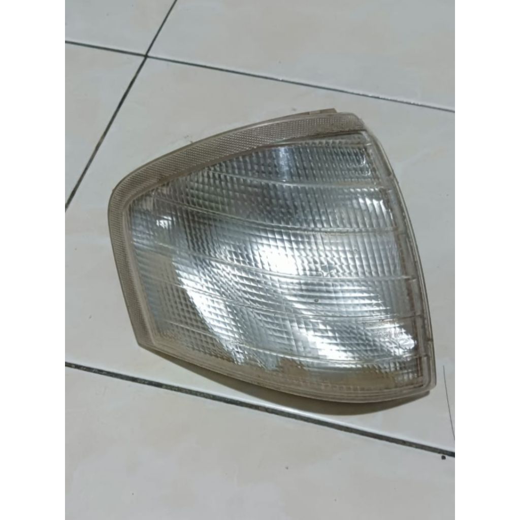 LAMPU SEIN MERCEDES BENZ W124 ORIGINAL KANAN
