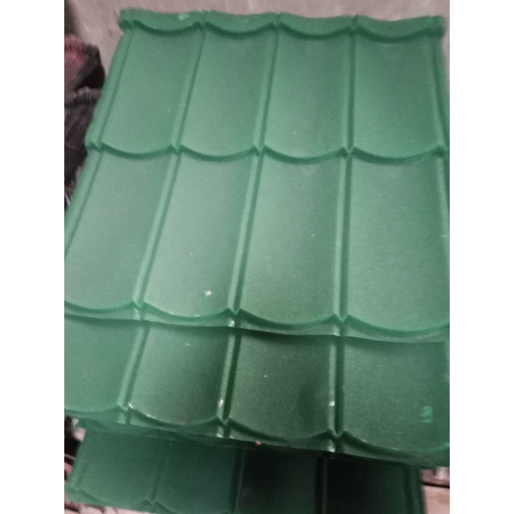 genteng metal pasir. 80cm × 80 cm tebal 0.30