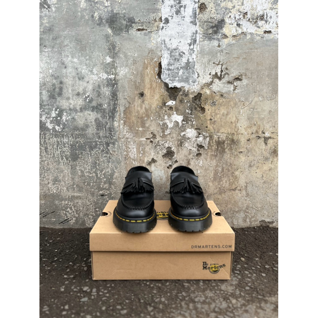 Dr martens adrian tassel BEX size 42