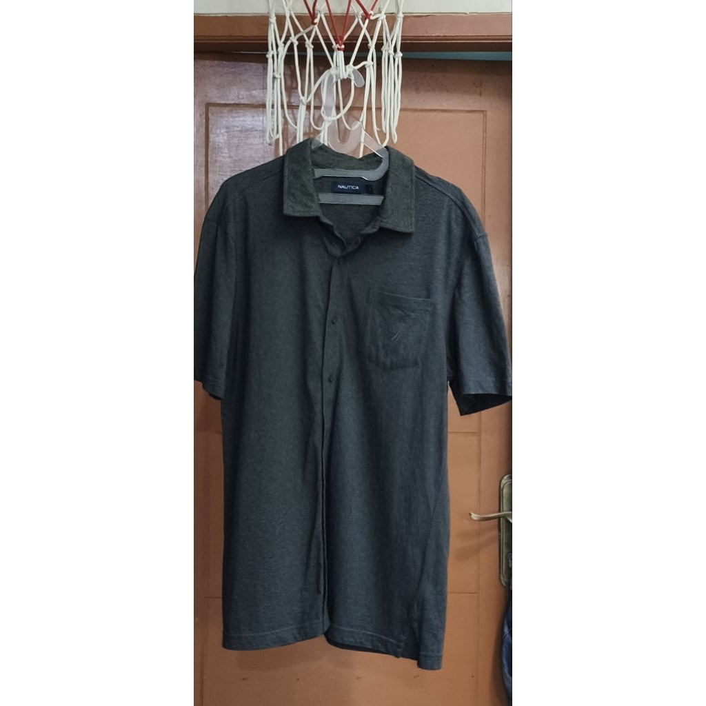 kemeja nautica L