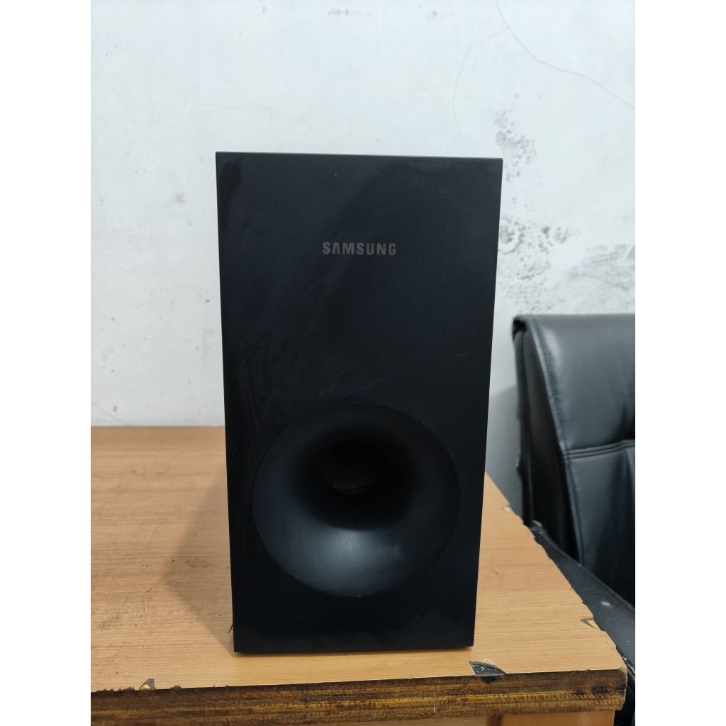 speaker subwoofer Samsung