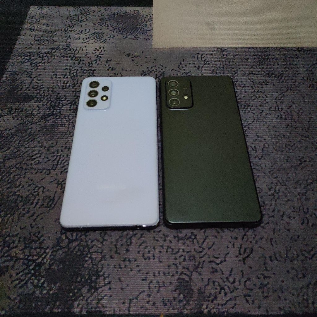 SAMSUNG A72 SEIN SECOND