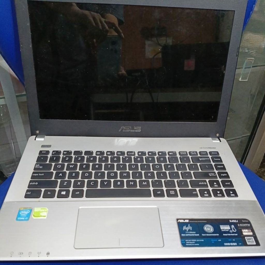 ASUS x450j ( minus )