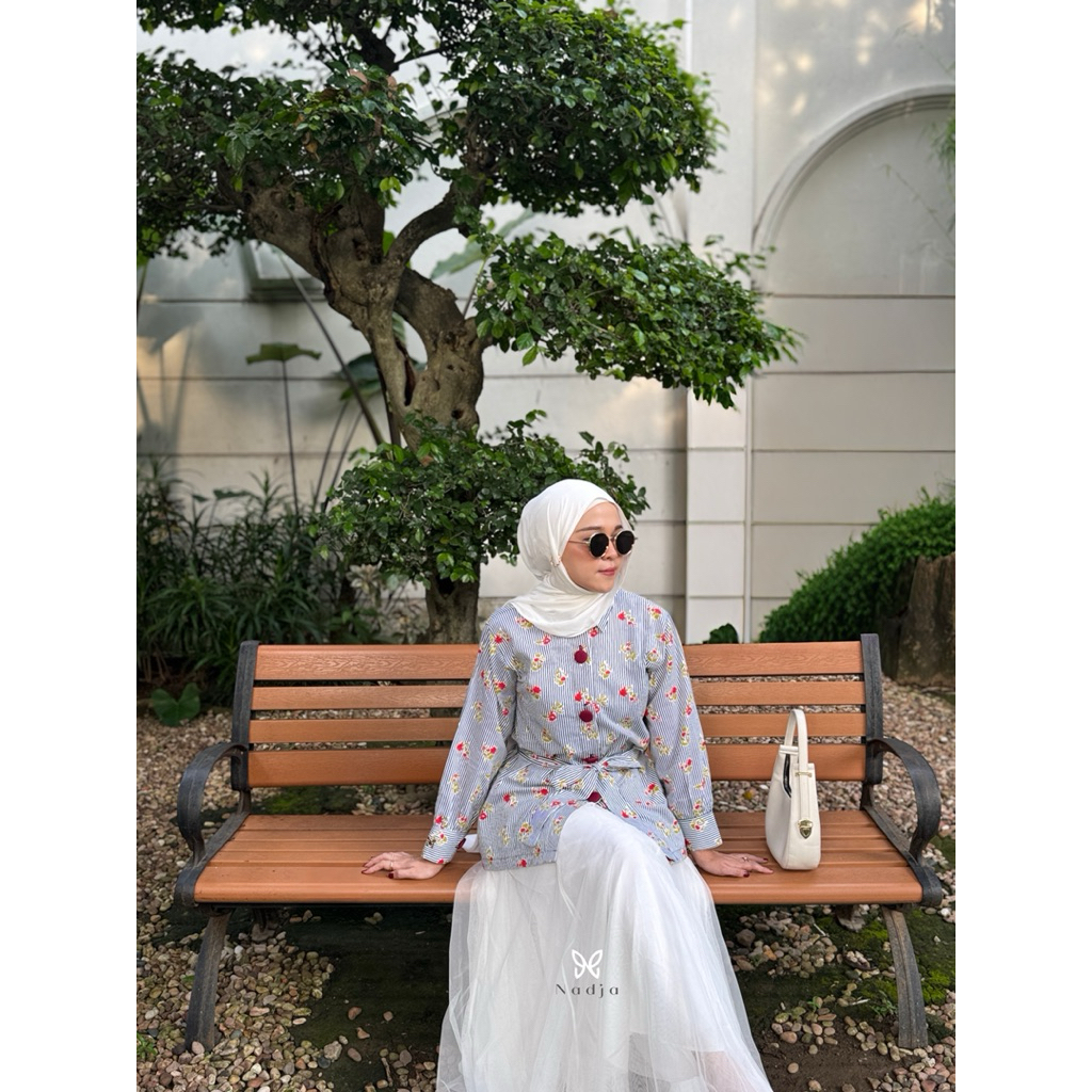 Florienne Blouse in Dark Green