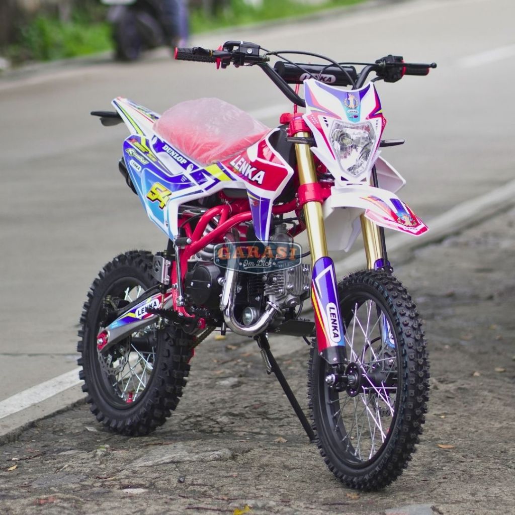 MEDIUM TRAIL LENKA 54L 125CC 4TAK MANUAL KOPLING