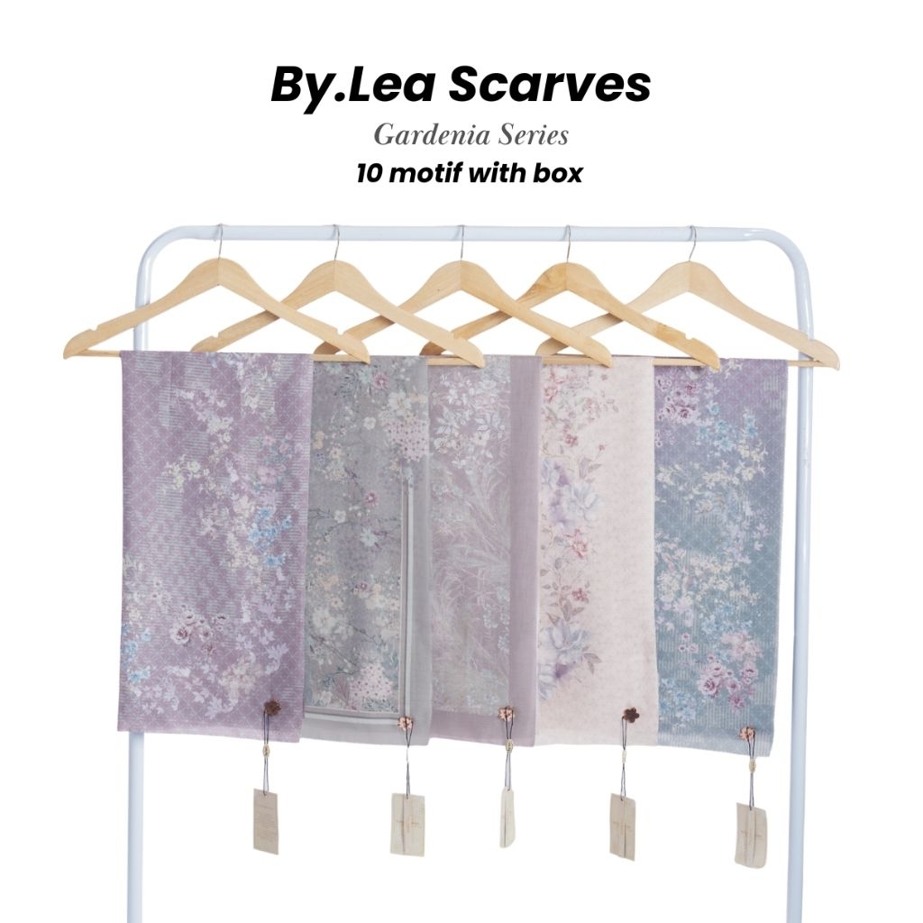 hijab segi 4 motif by,lea scarves box dapat 20 pcs