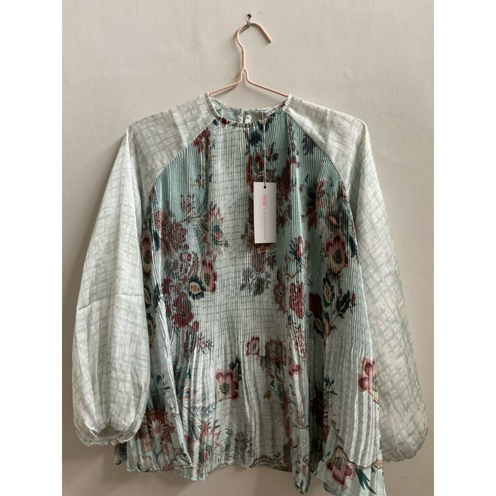 (NEW) SALE Benang Jarum Festive Finesse Pleated Blouse